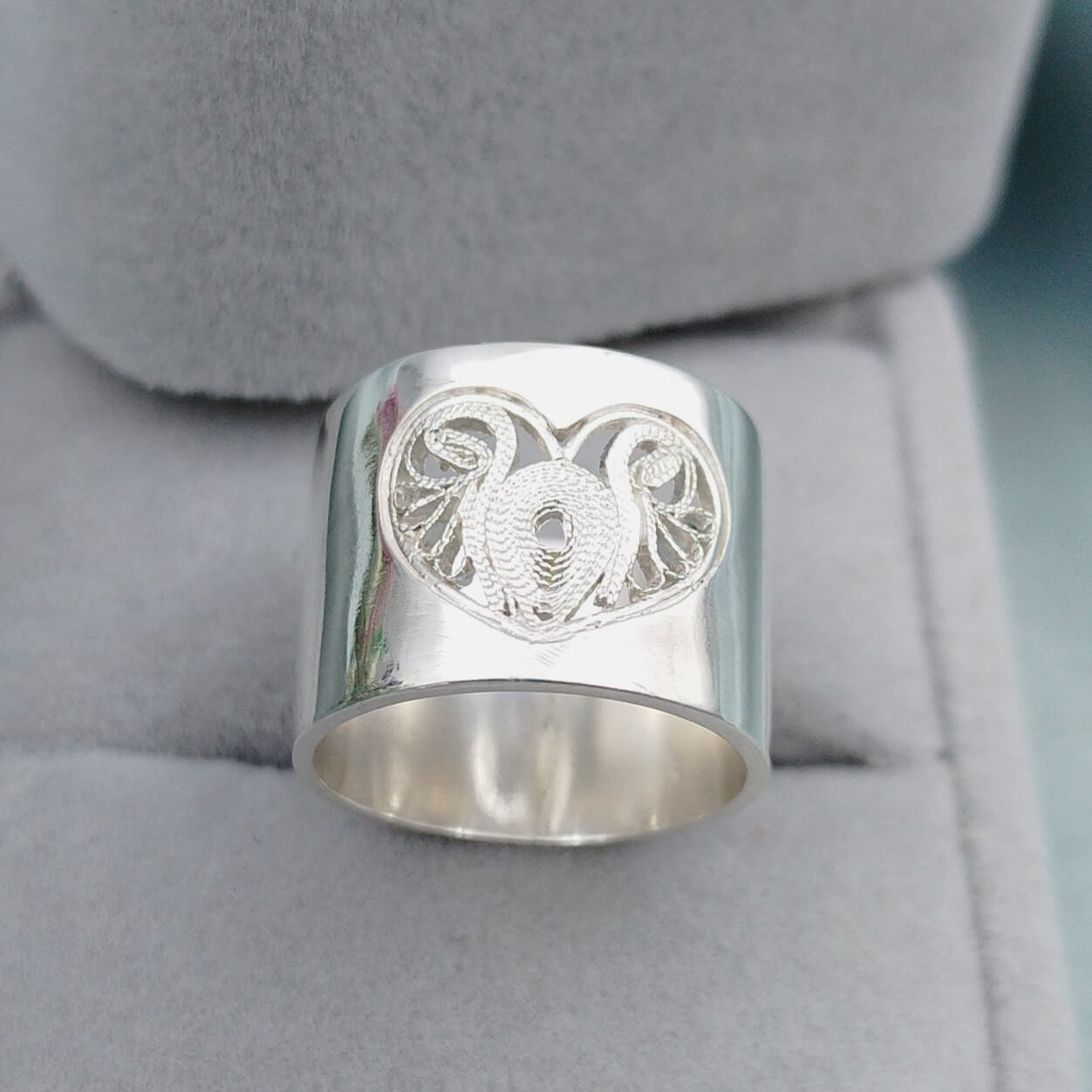 Anillo filigrana Ancho Corazón