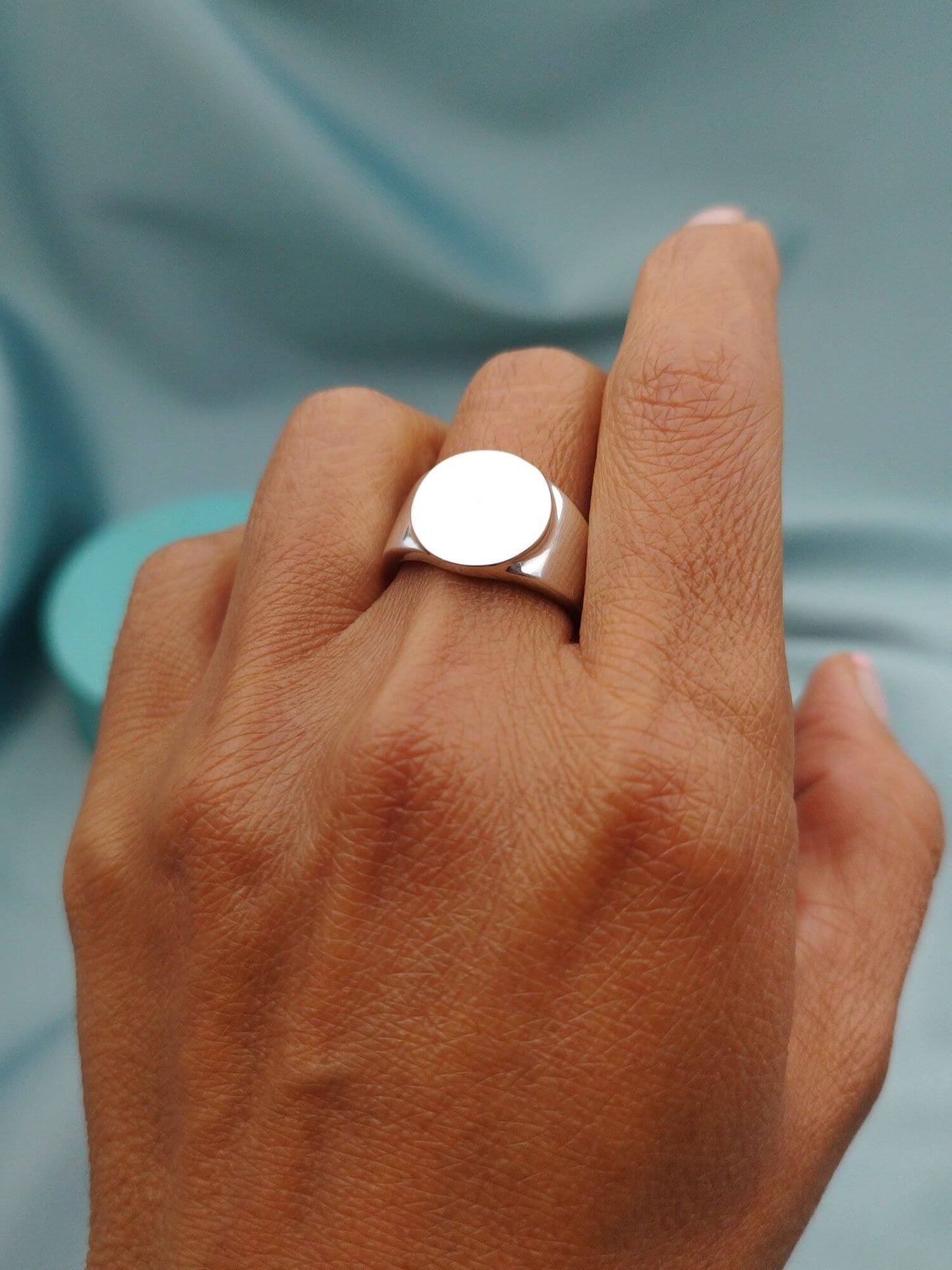 Anillo tipo sello redondo