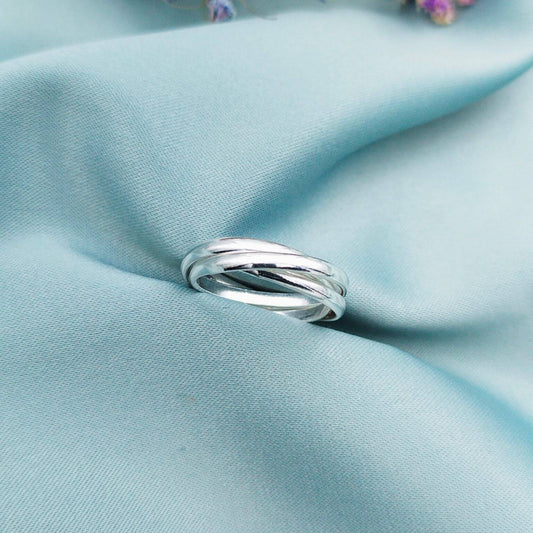 Anillo Triple enlazado