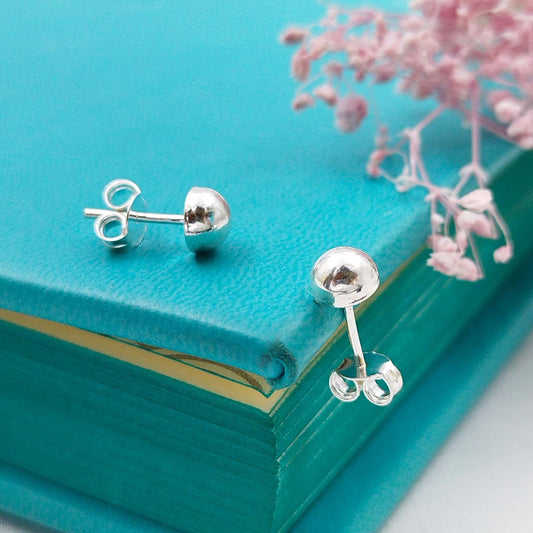 Aretes Media bola liso