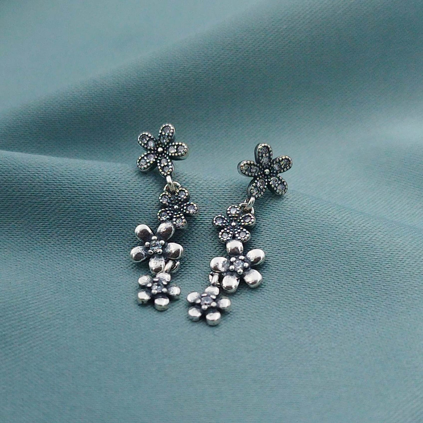 Aretes largos Margaritas