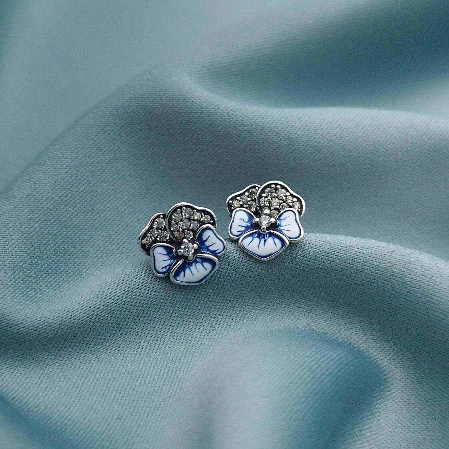 Aretes flor Pensamientos