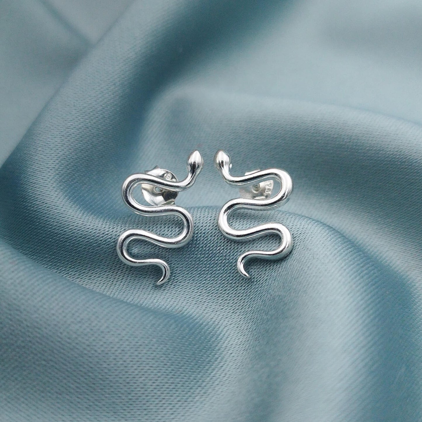 Aretes Serpientes lisas