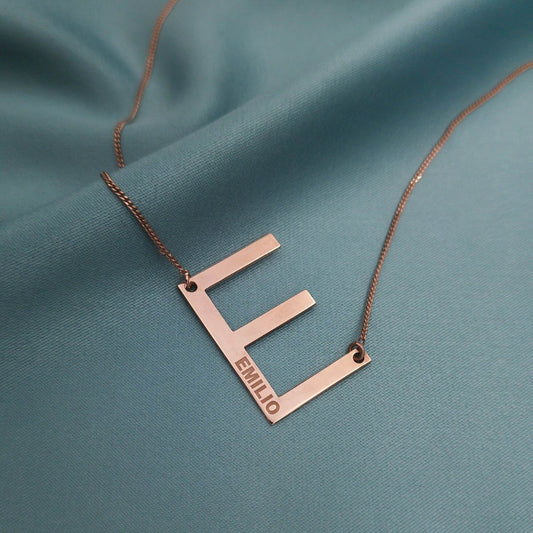 Collar Inicial rosé