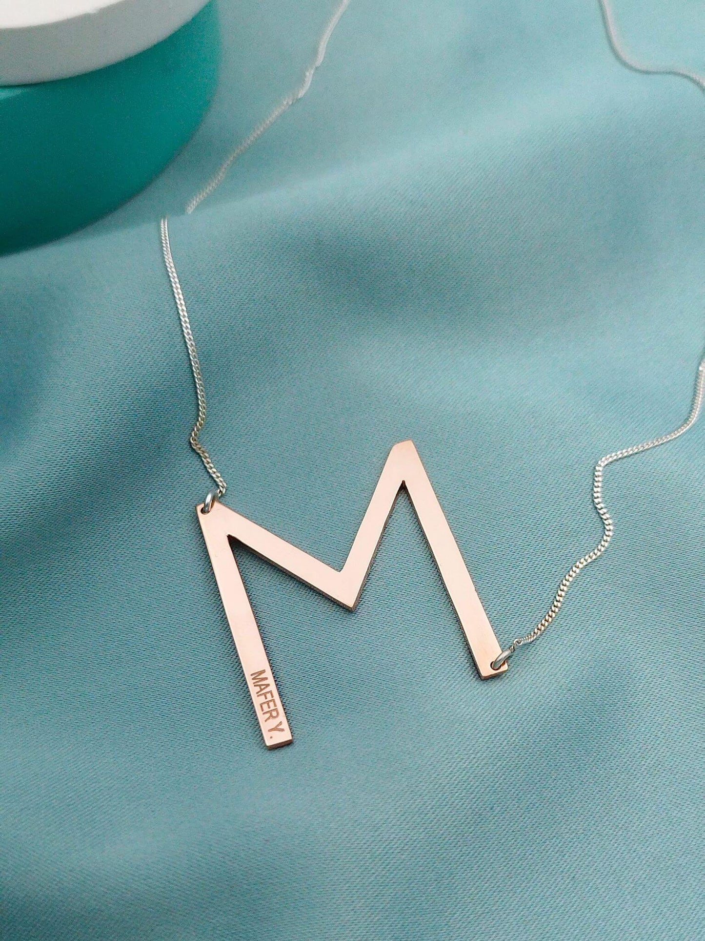 Collar Inicial rosé