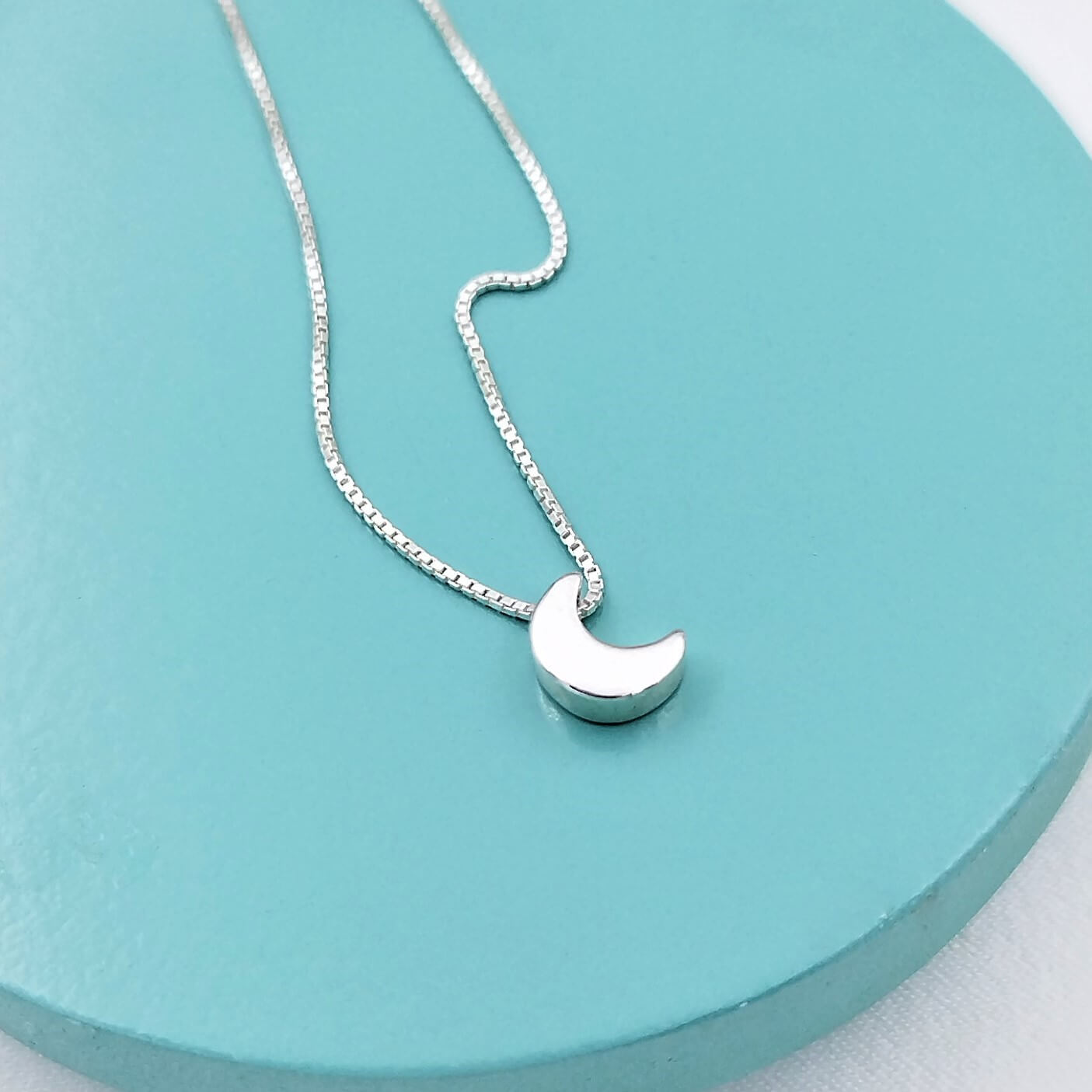 Collar Luna 3D