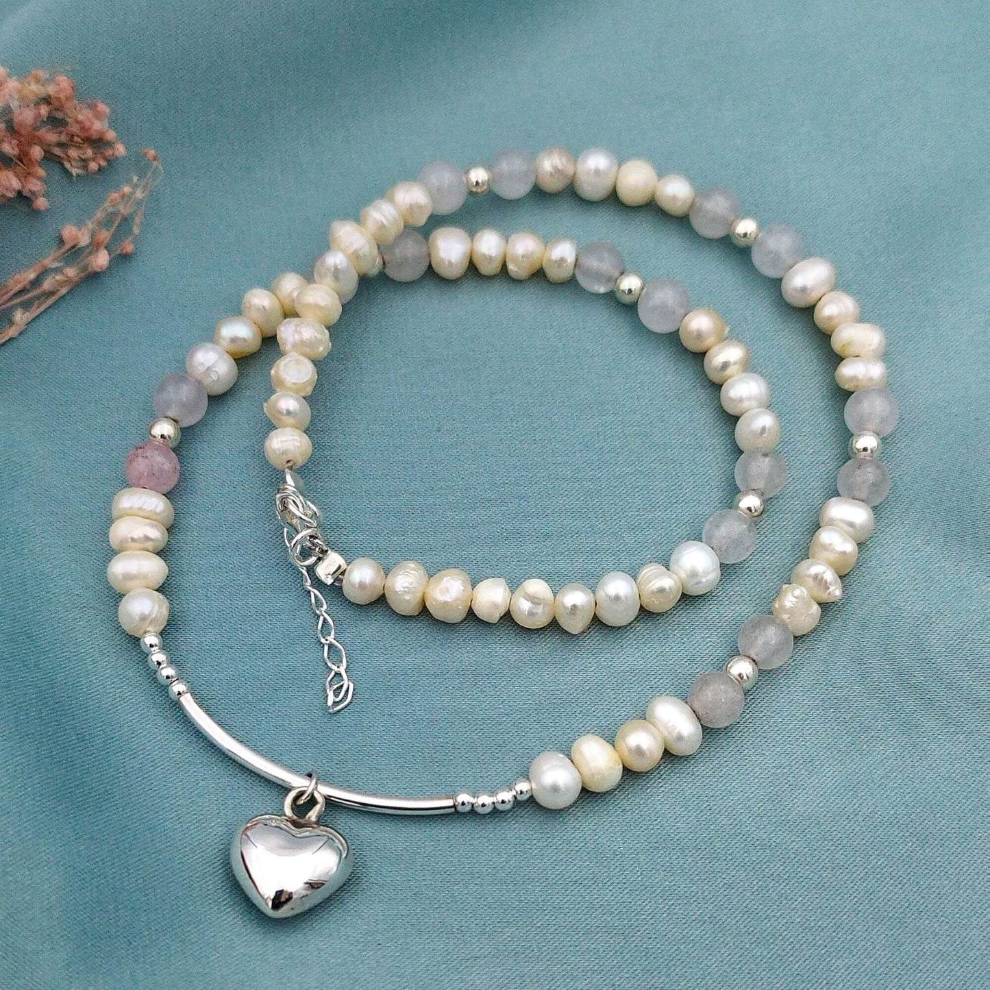 Collar Perlas y Corazón