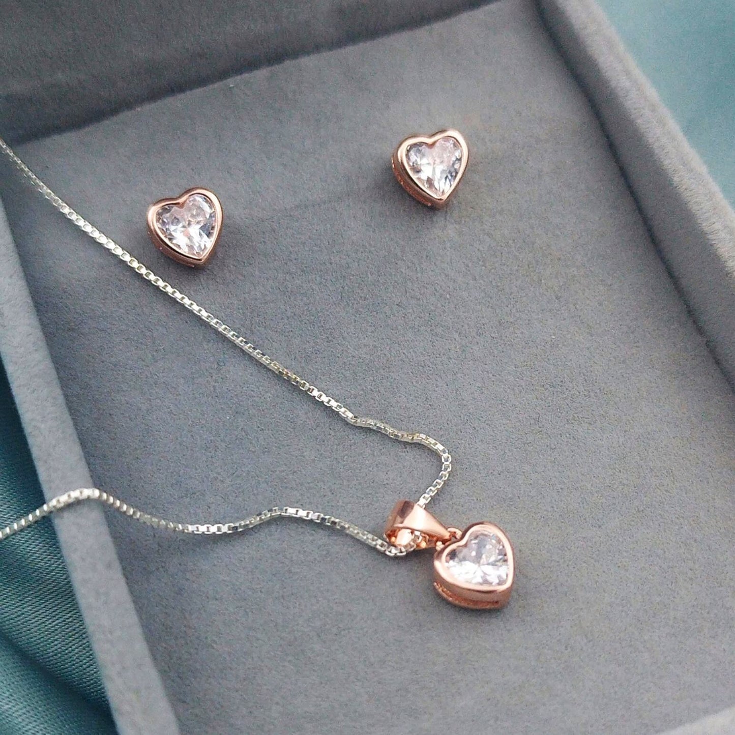 Conjunto Corazones rosé