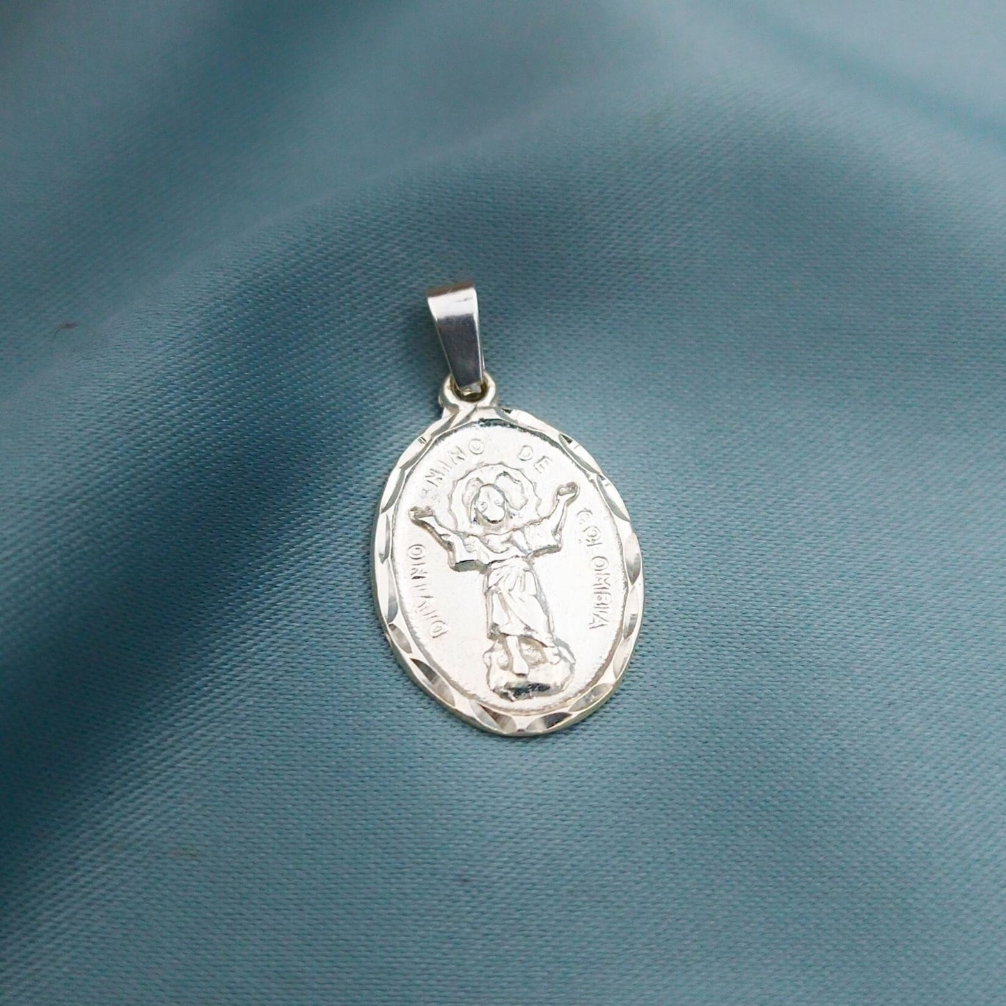 Medalla Divino niño de Colombia