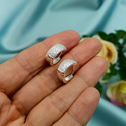 Huggies Pavé 4h5f 5mm