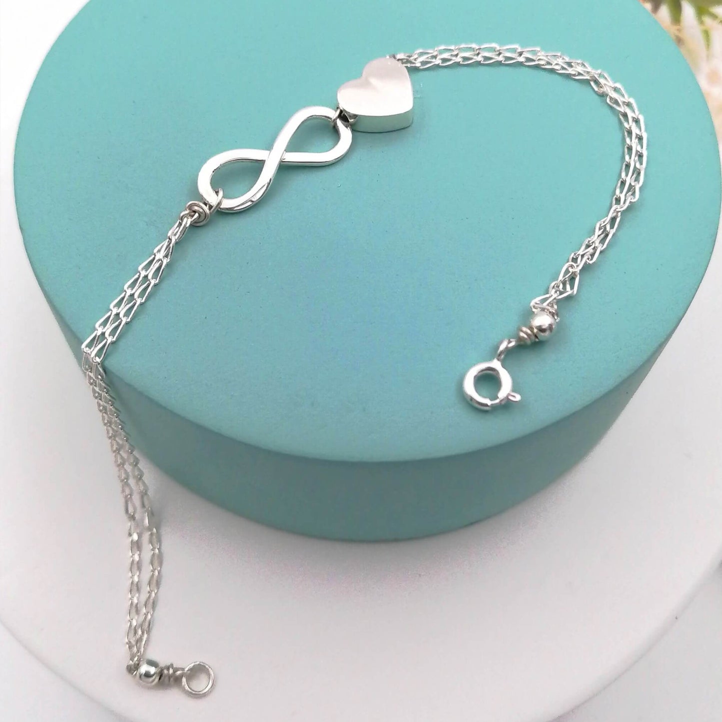 Pulsera cadena doble Infinito y Corazón 3D