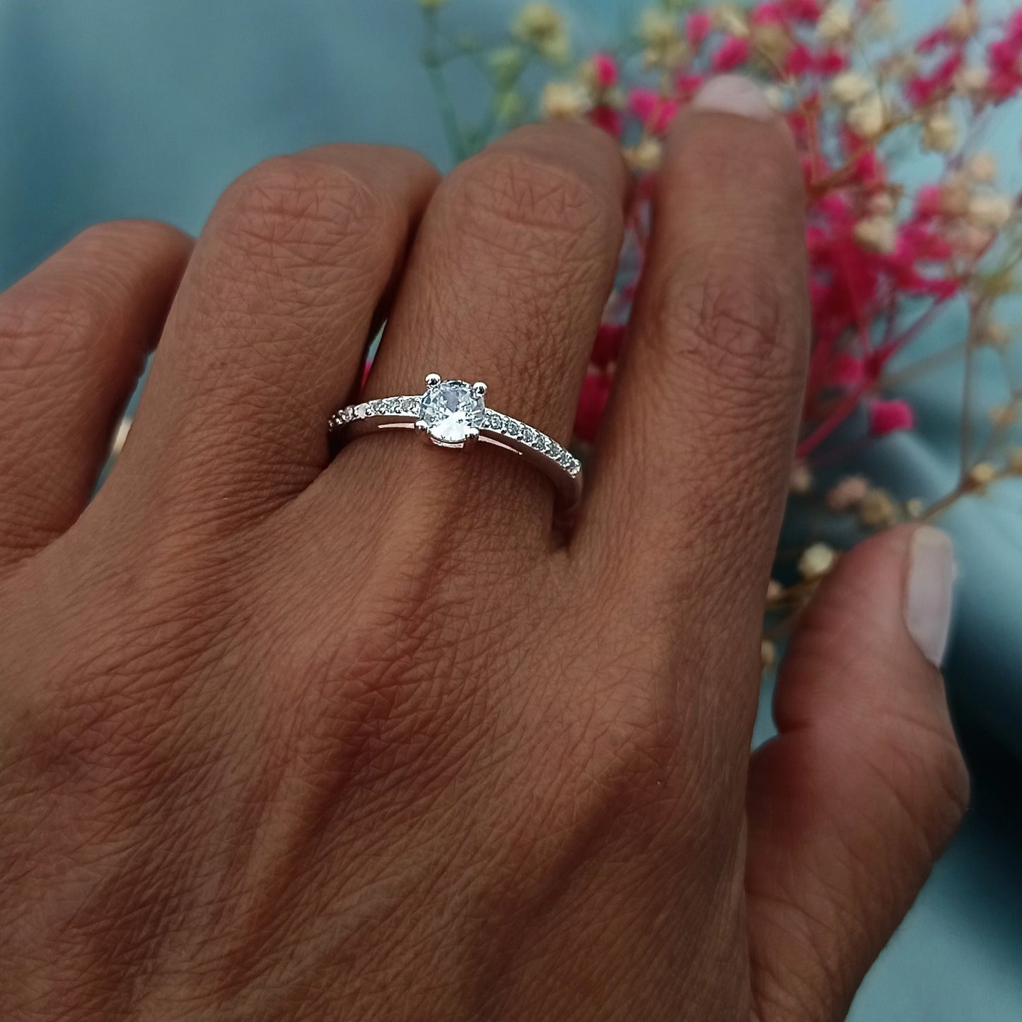 Anillo de Compromiso Canal Brillante 4