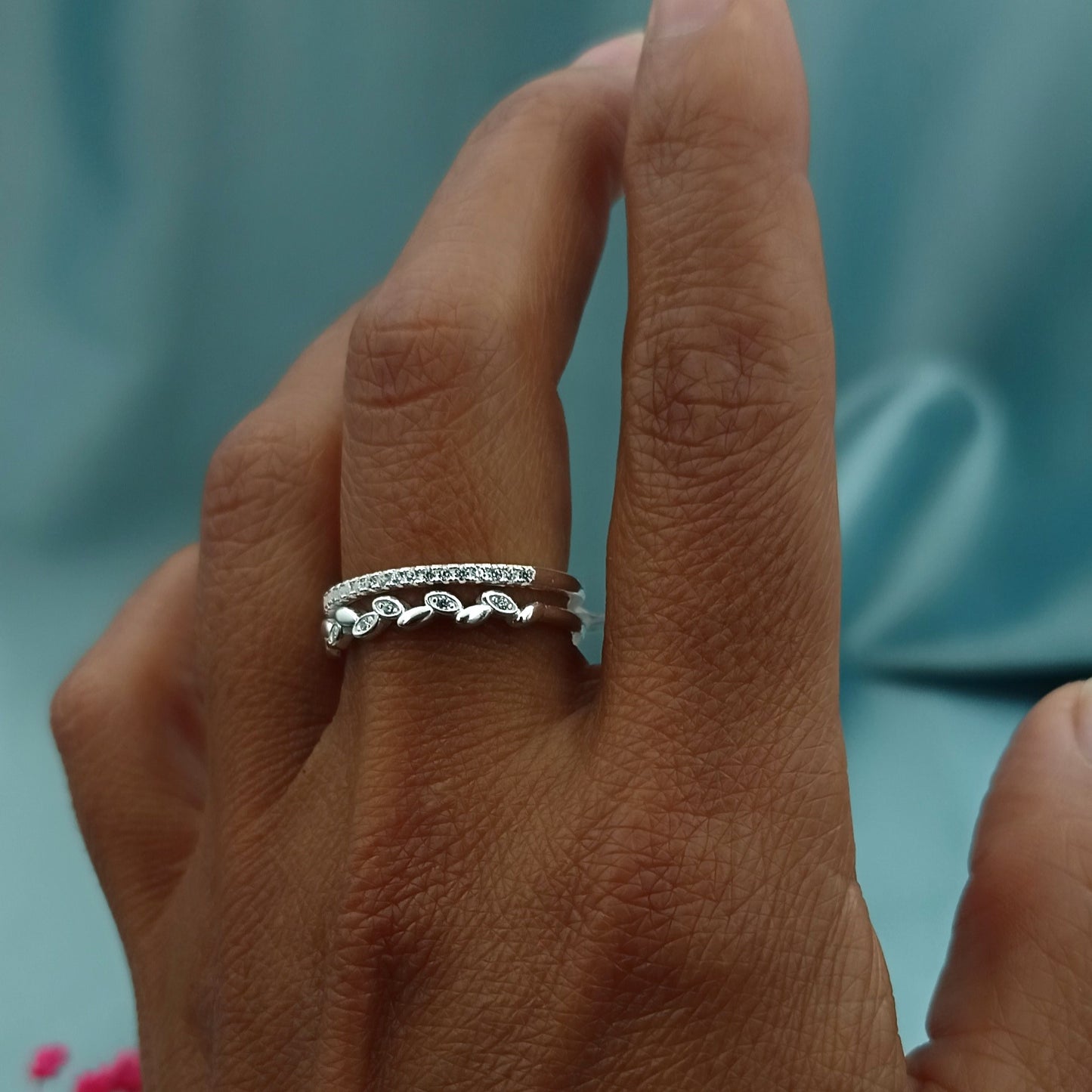 Anillo Doble Hojitas