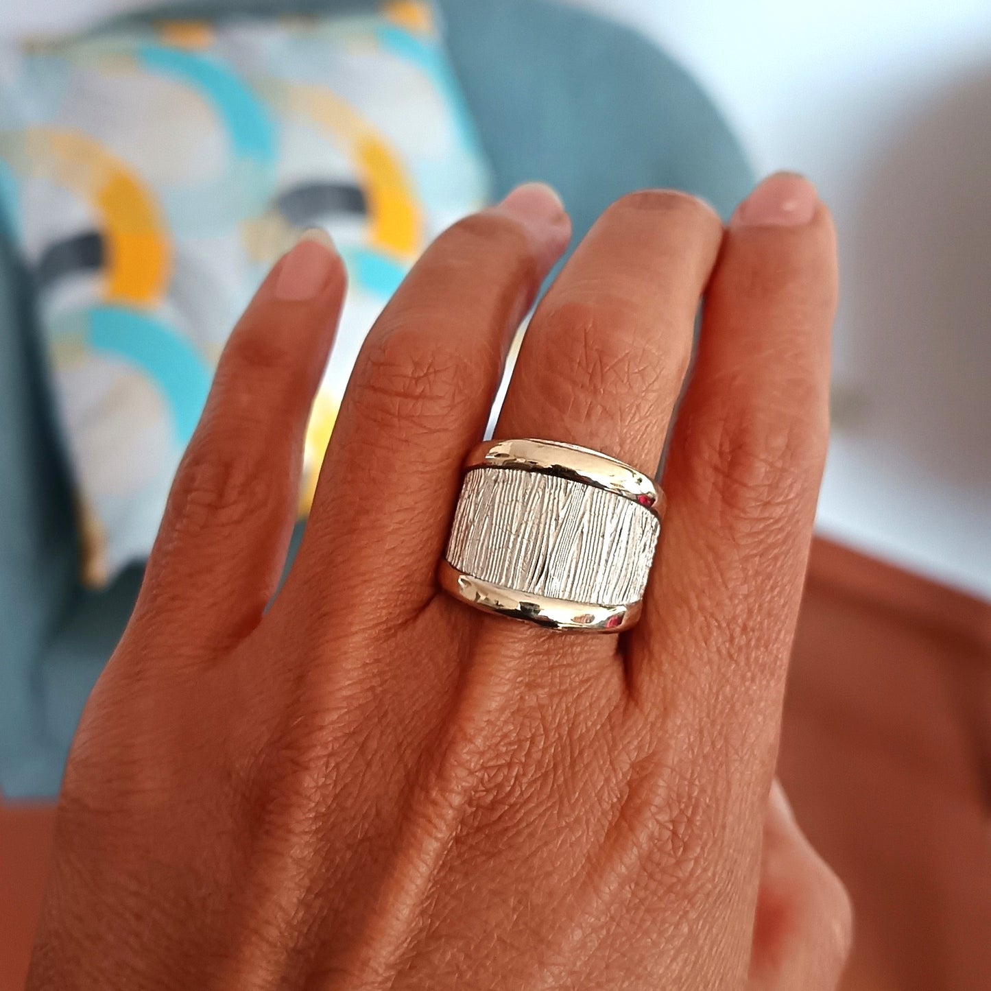 Anillo Plata y Oro Labrado