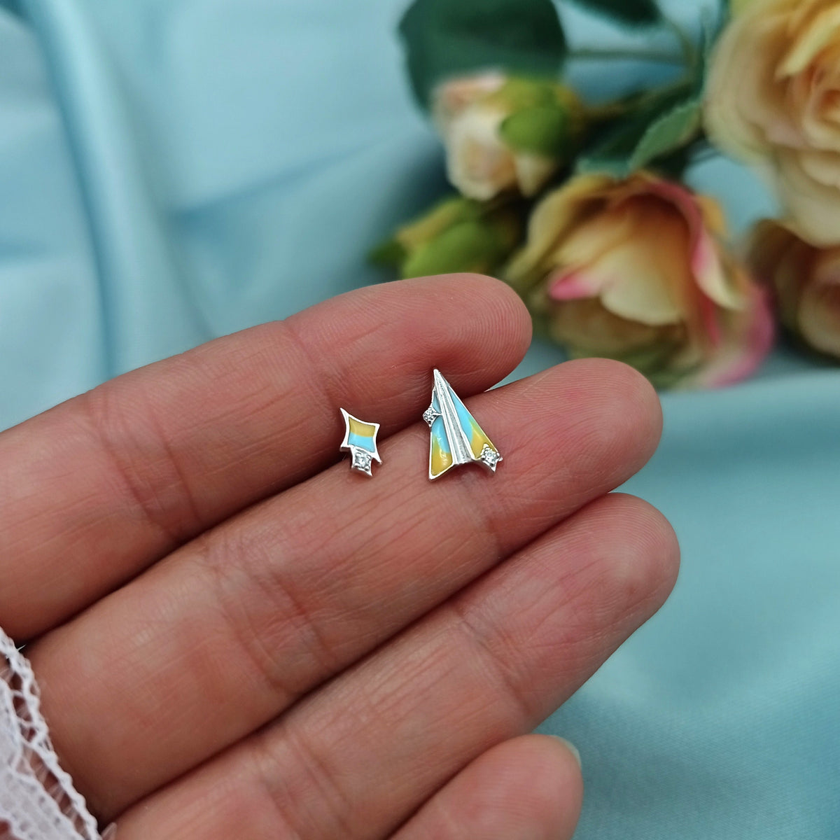 Aretes Avión de Papel y Estrella