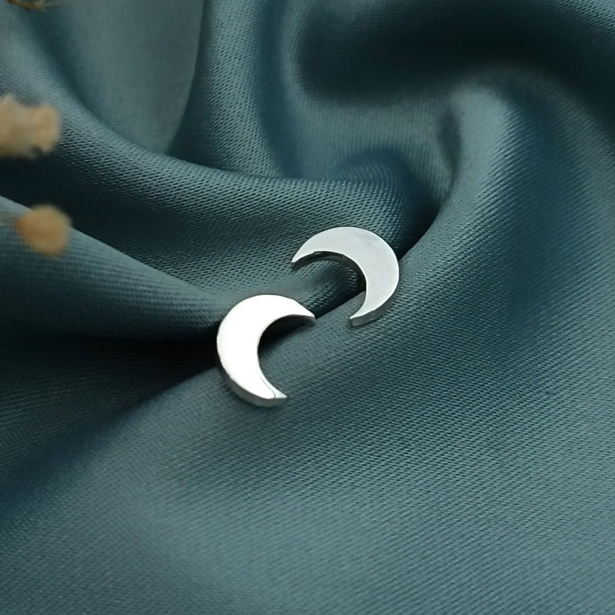 Aretes Lunita lisos