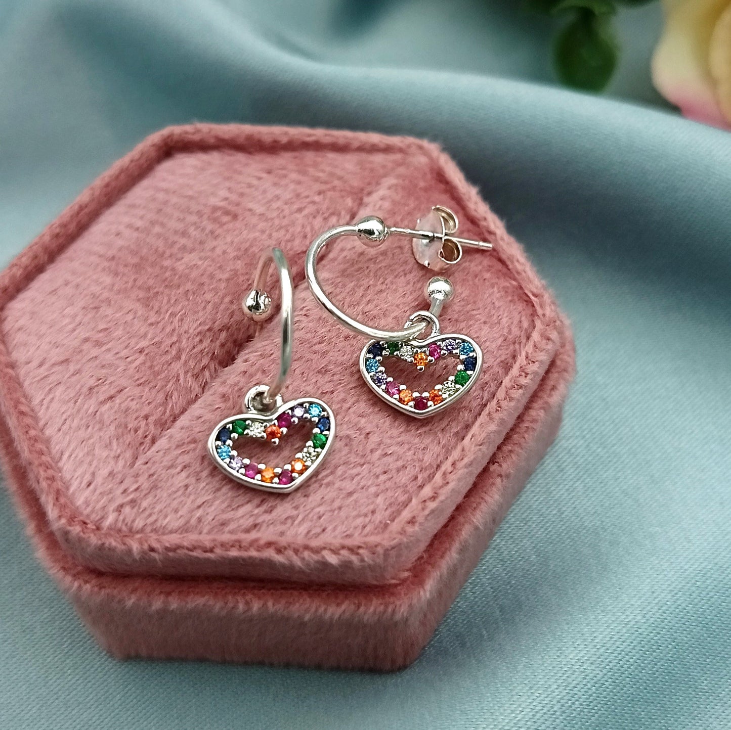 Aretes Corazón Multicolor