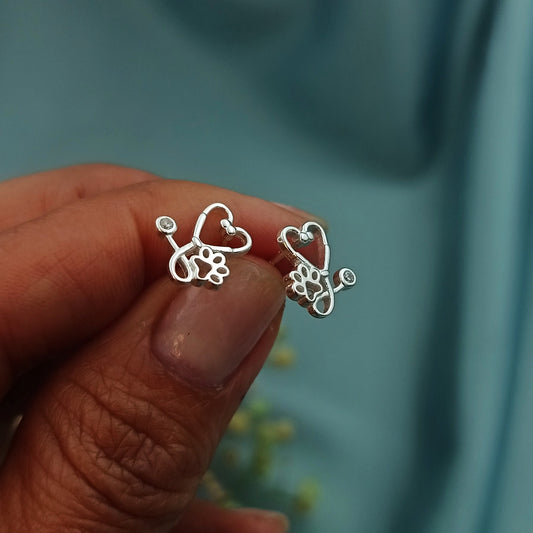 Aretes Cortos Estetoscopio Patita