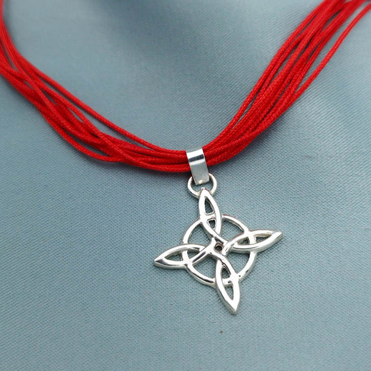 Collar Nudo de Bruja Macramé