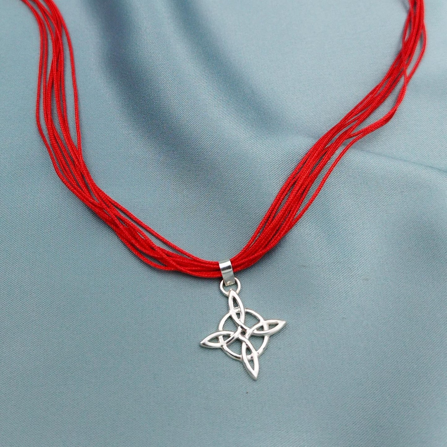 Collar Nudo de Bruja Macramé