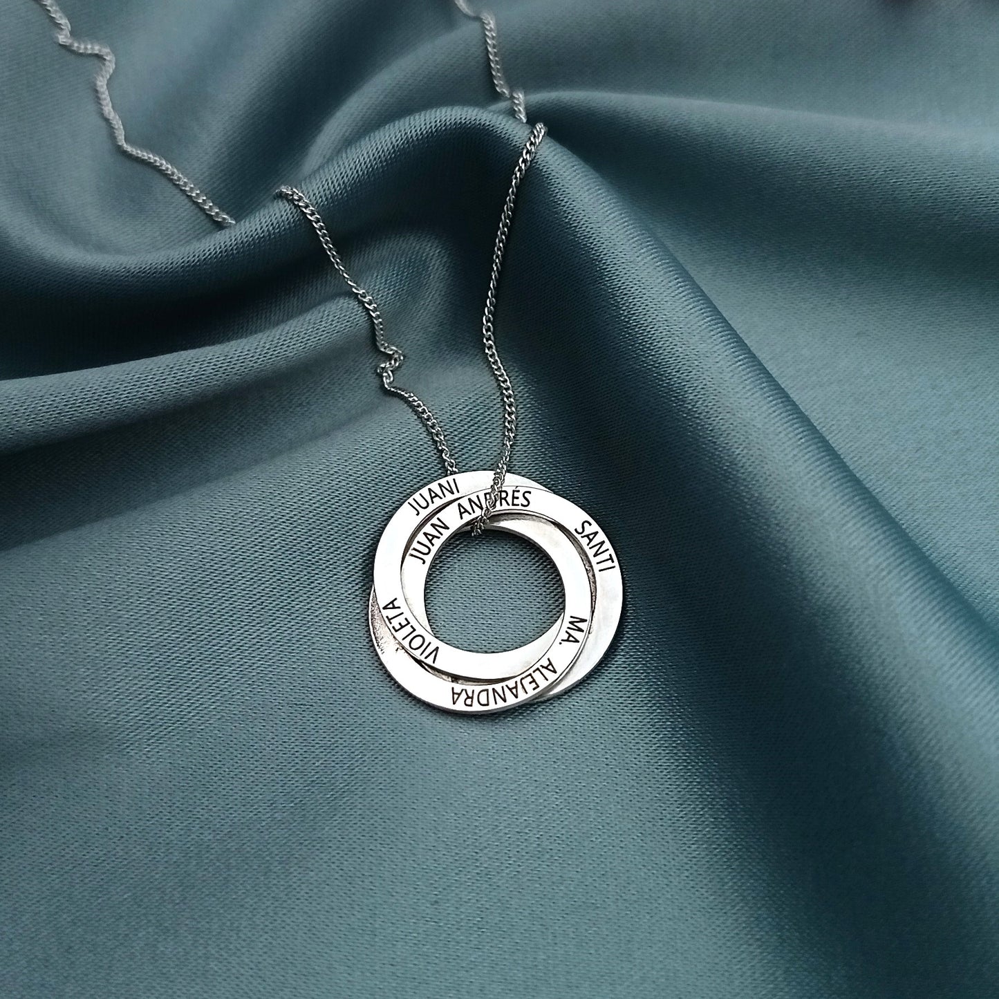 Dije Aros entrelazados