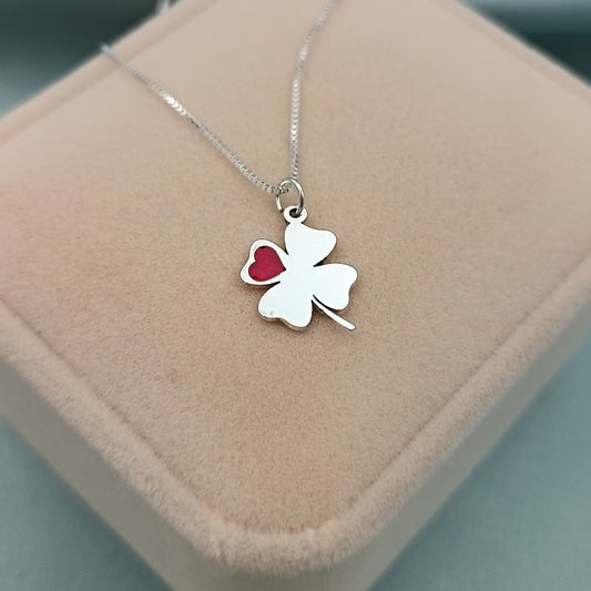 Collar Trébol de Plata con Resina
