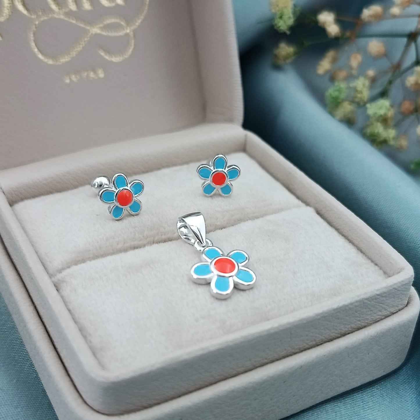 Juego Flor Niña Aretes Rosca