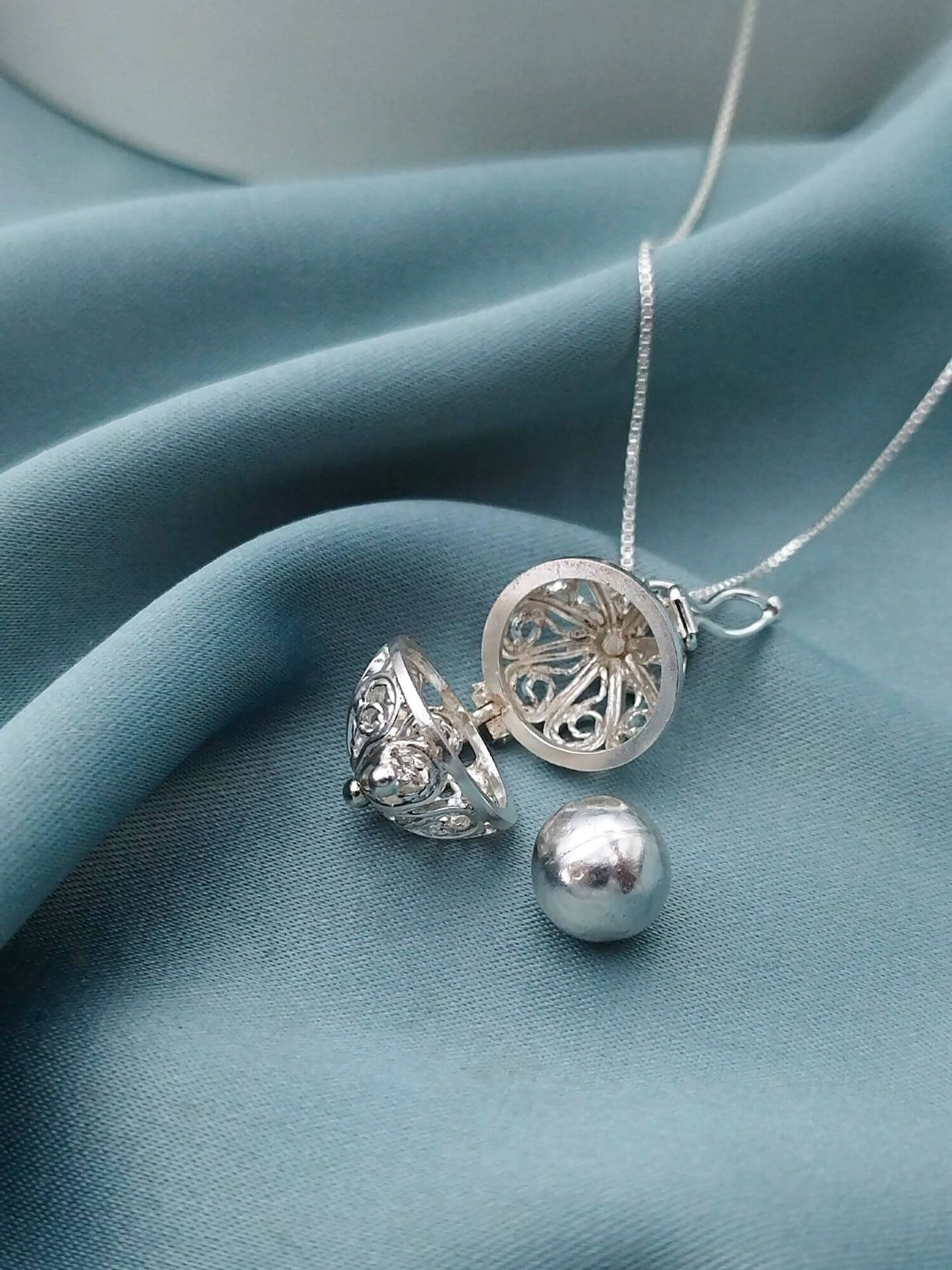 Dije Llamador de Ángeles filigrana