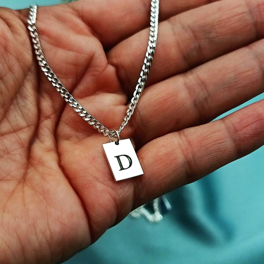 Dije de Plata Rectangular con Grabado