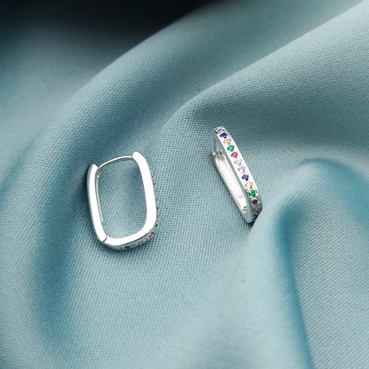 Huggies rectangulares con circones