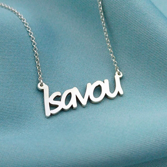 Collar nombre calado