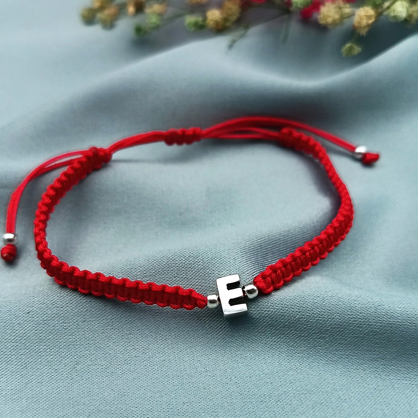 Pulsera Letra Inicial Macramé