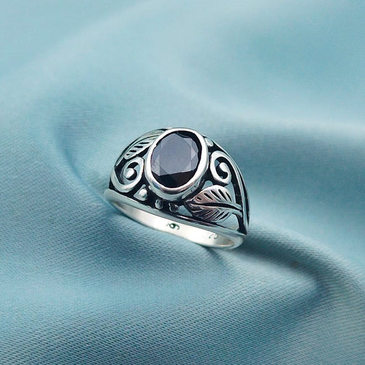 Anillo Onix con hojas