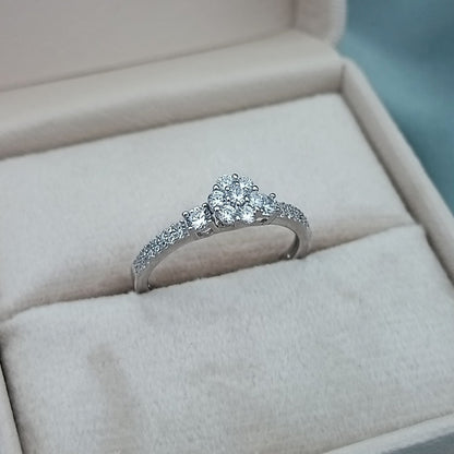 Anillo de Compromiso Flor Central Canal 6