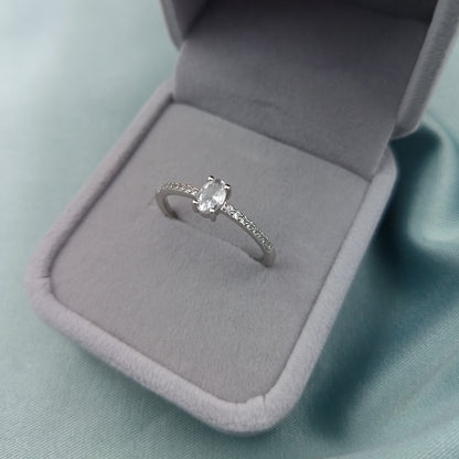 Anillo de compromiso pavé Oval 6mm