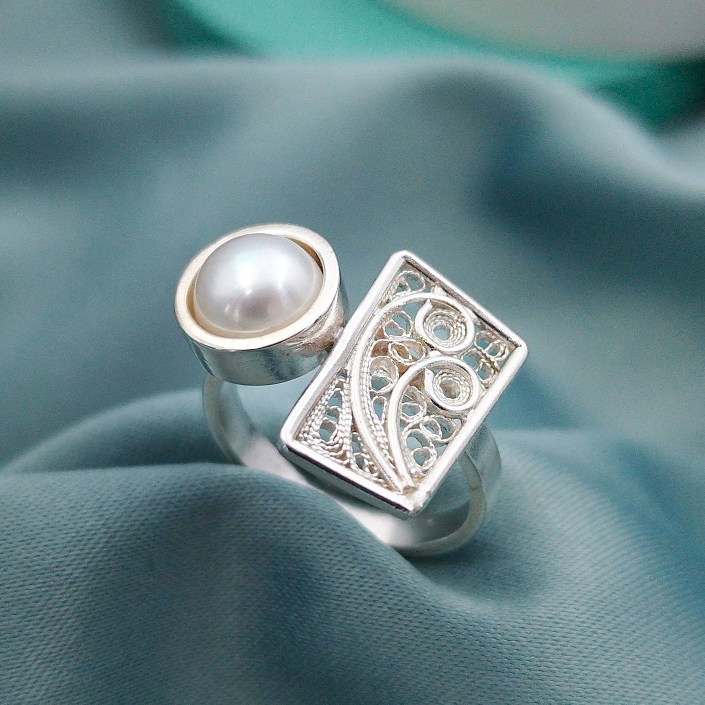 Anillo filigrana Perla y rectángulo