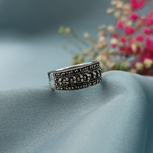 Anillo Cintillo Marquesitas