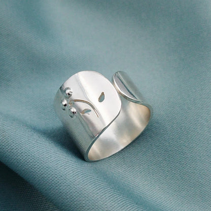 Anillo Floral Minimalista Spring