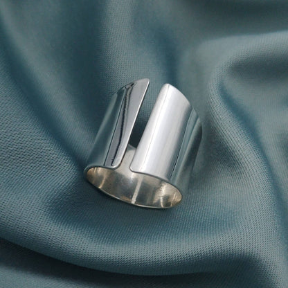 Anillo plano liso abierto ensanchado 17mm