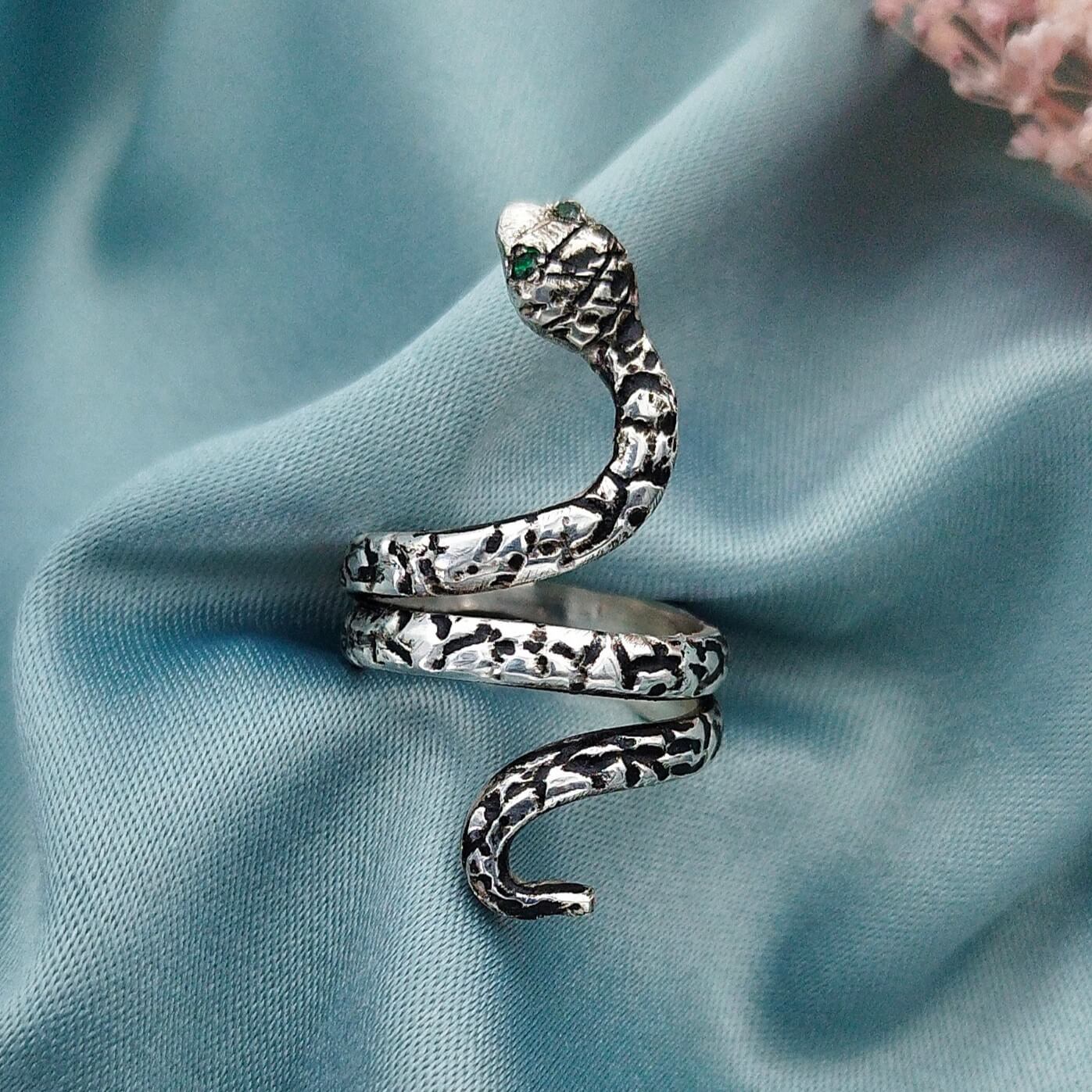 Anillo Serpiente quemada