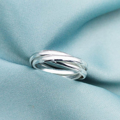 Anillo Triple enlazado