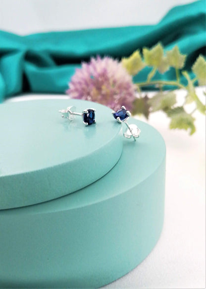 Aretes Circón con caja cónica