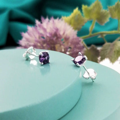 Aretes Circón con caja cónica