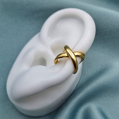 Arete Ear cuff Cruzado dorado