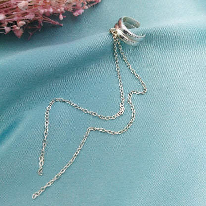 Arete Ear cuff Media caña doble con cadena
