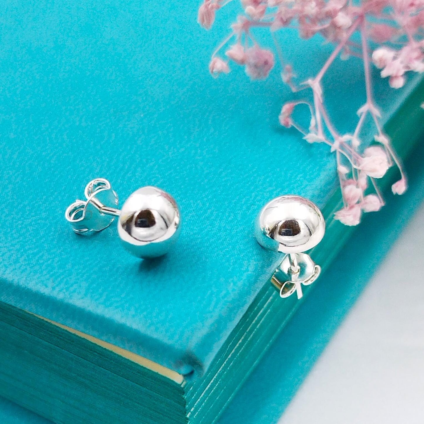 Aretes Media bola liso