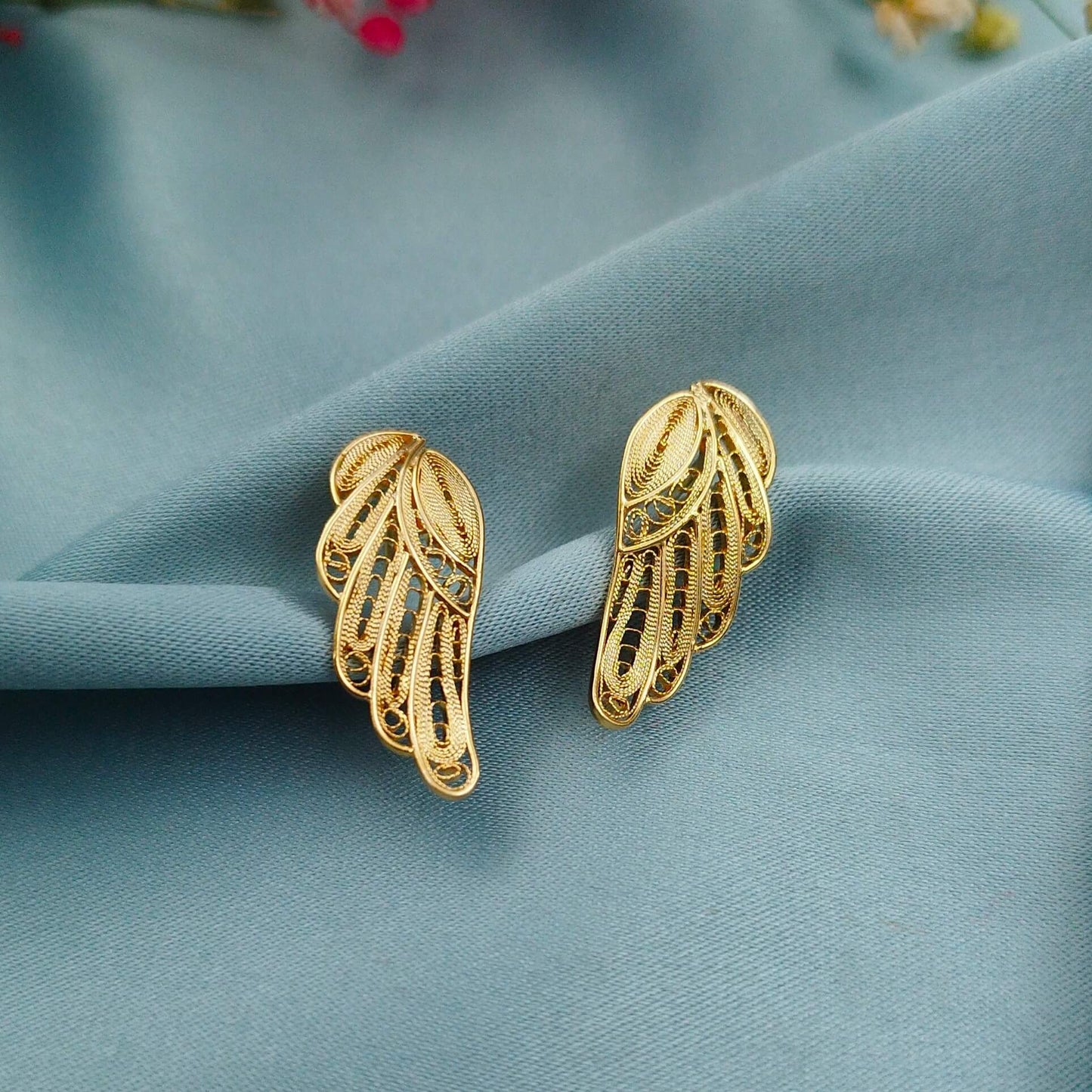 Aretes Alas filigrana dorado