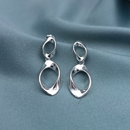 Aretes Largos Moebius