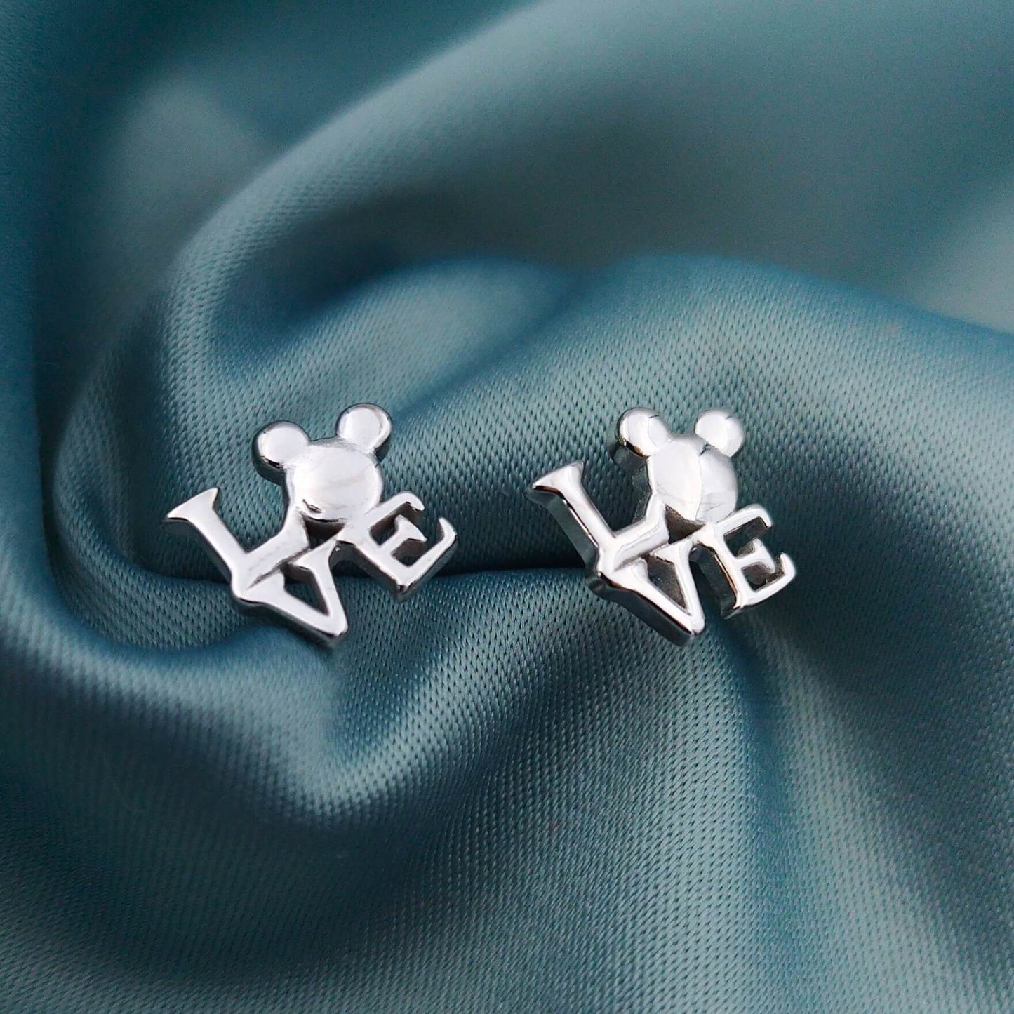 Aretes Mickey Love