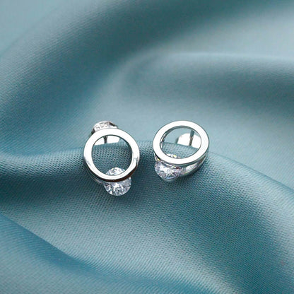 Aretes redondos con circón insertado